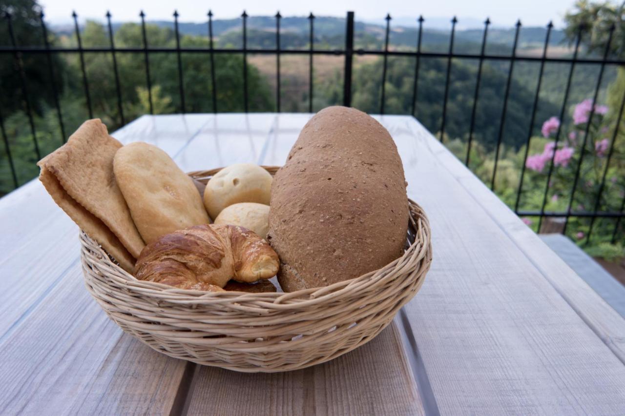 Agriturismo Anna-Rosa Legoli Εξωτερικό φωτογραφία
